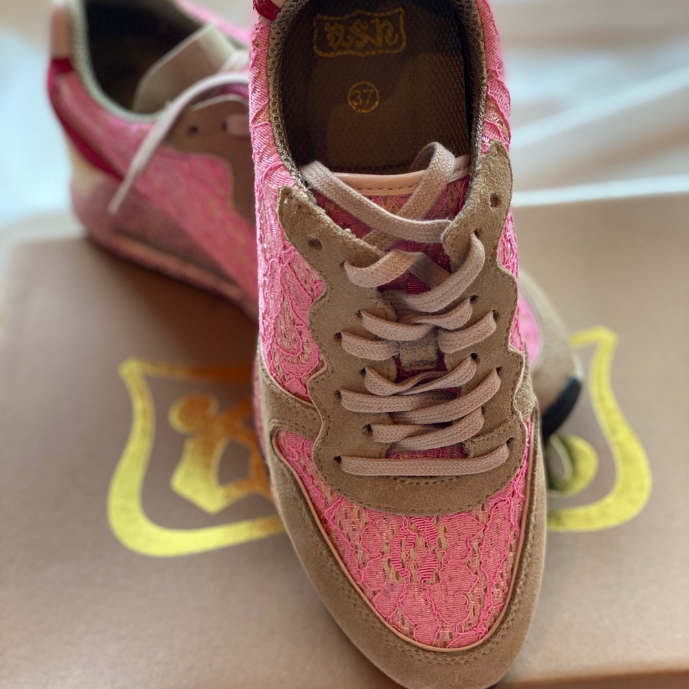 Ash Pink Lace Sneakers (BRAND NEW) - Picture 5 of 7